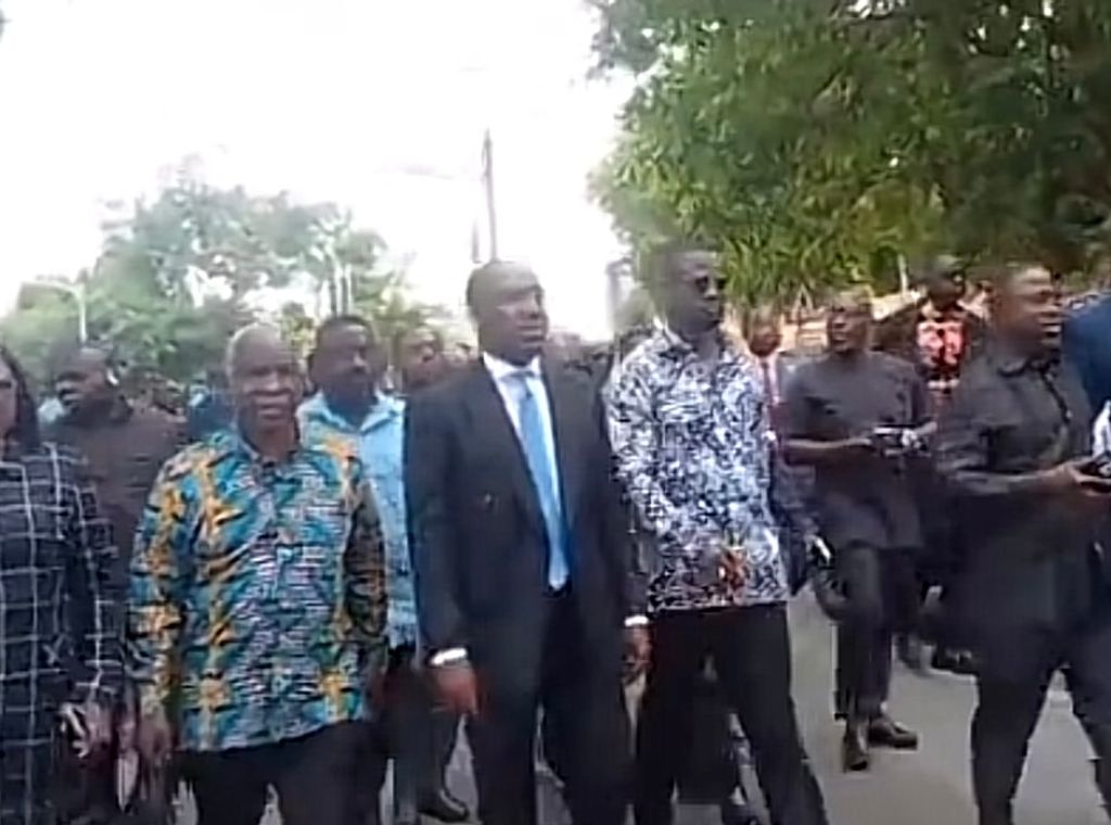 Minority MPs storm EOCO headquarters to demand Chairman Wontumi’s release