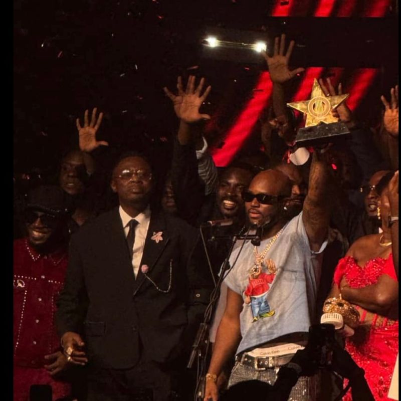 King Promise crowned Artiste of the Year at 26th Telecel Ghana Music Awards