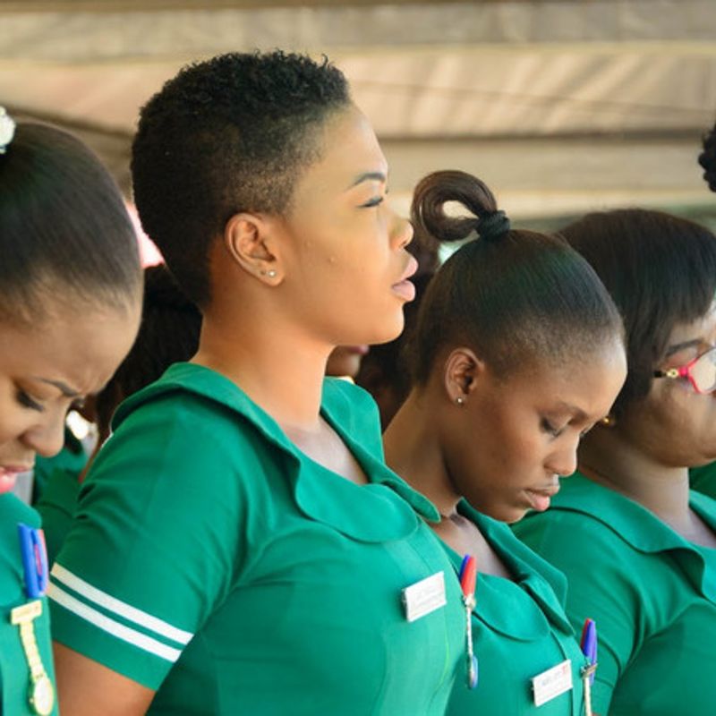 Nurses suspend strike