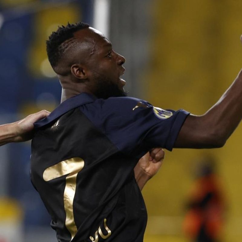 ‘I deserve a chance’ – Kwabena Owusu hits out at Black Stars snub