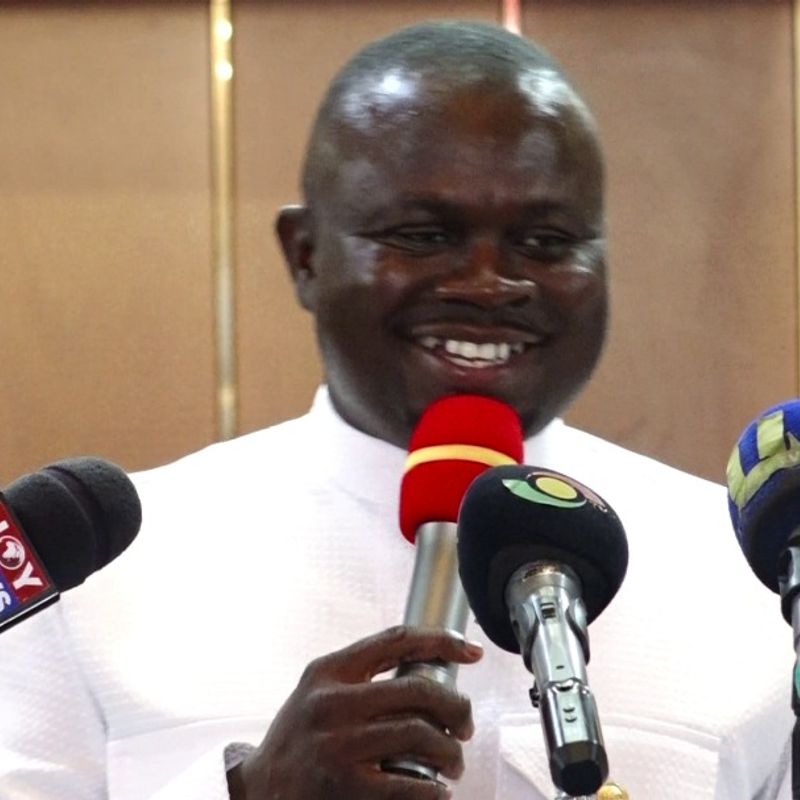 Kwabena Dwumfuor re-elected as president of the Ghana Journalists Association